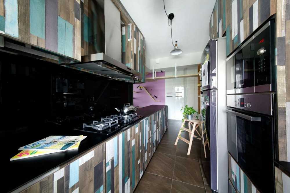 Eclectic Kitchen with Kitchen Backsplash and Stools