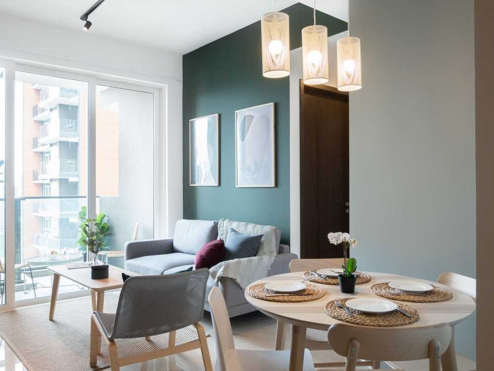 Modern Living Room with Artwork and Sofa