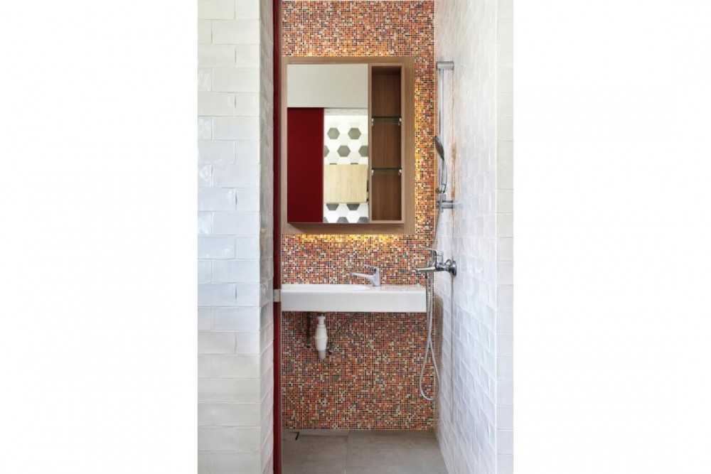 Eclectic Bathroom with Showers and Power Shower