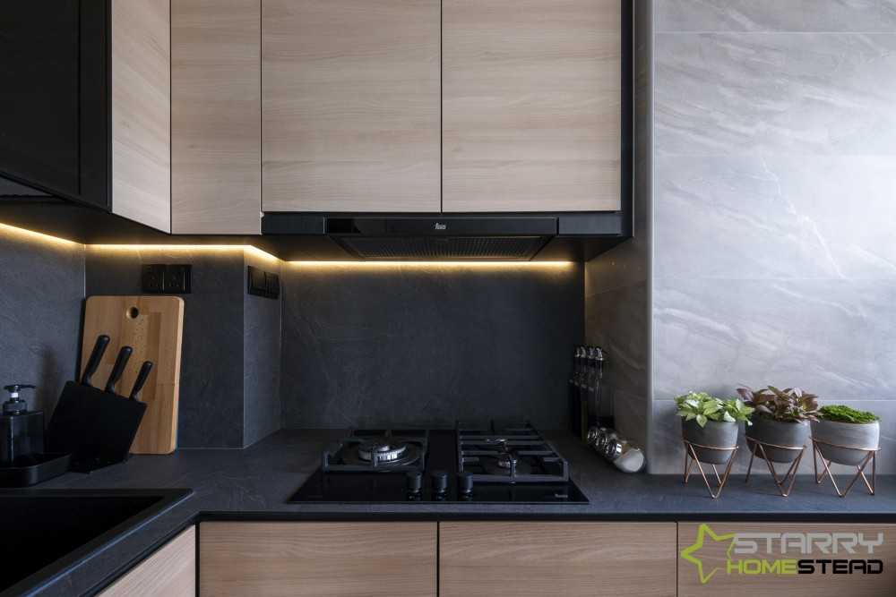 Modern Kitchen with Kitchen Accessories and Kitchen Cabinets