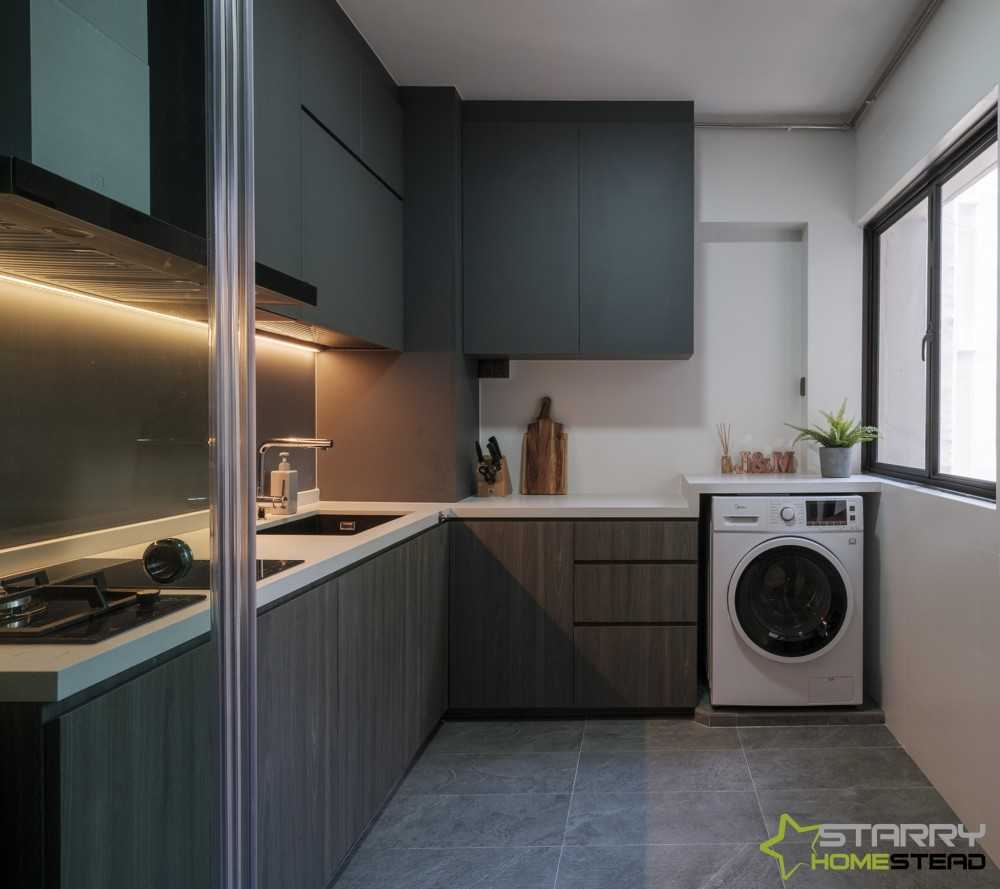 Modern Kitchen with Countertop and Marble Floor