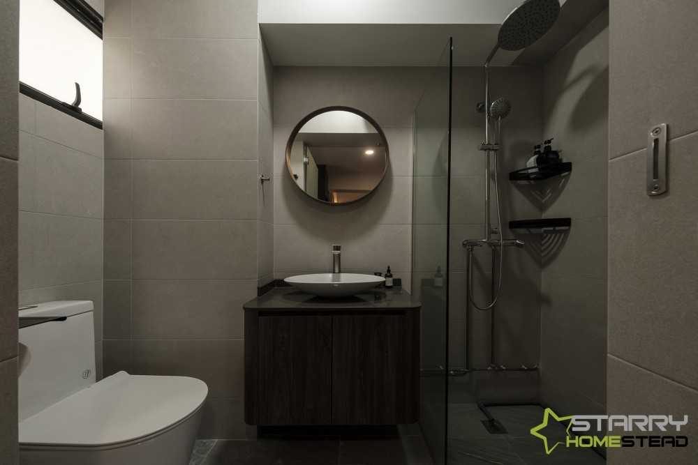 Modern Bathroom with Mirror and Shower Screen