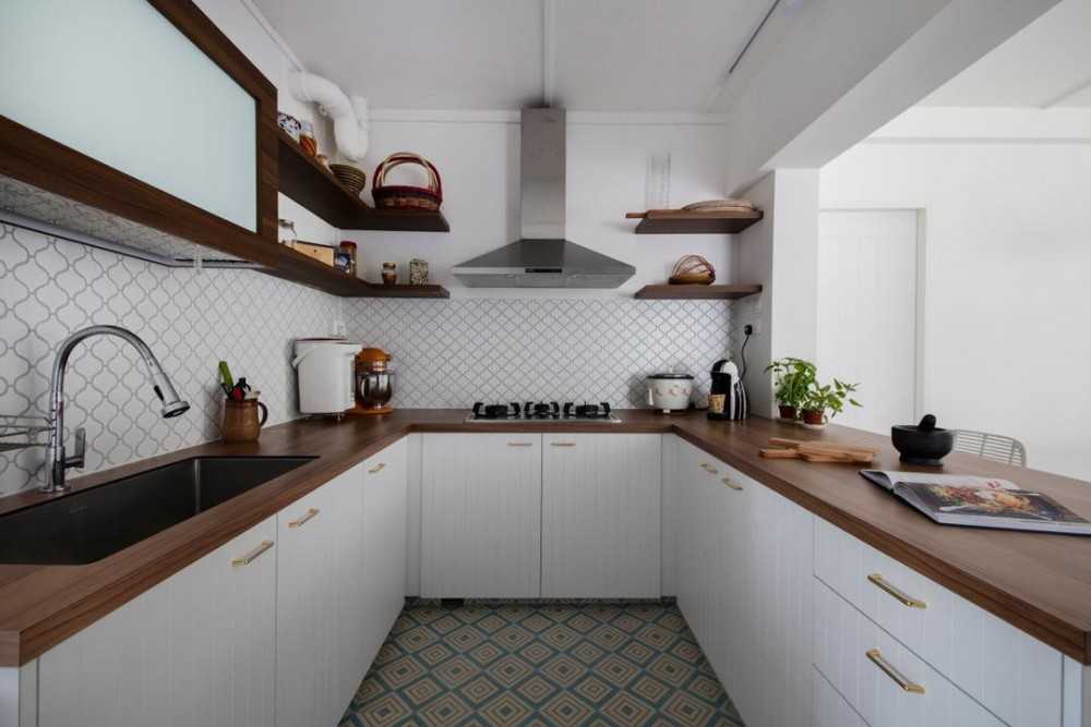 Eclectic Kids Room with Kitchen Backsplash and Kitchen Tap