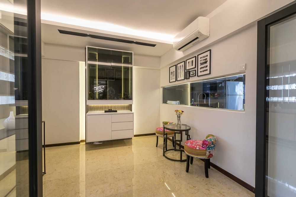 Modern Living Room with Countertop and Cove Lighting
