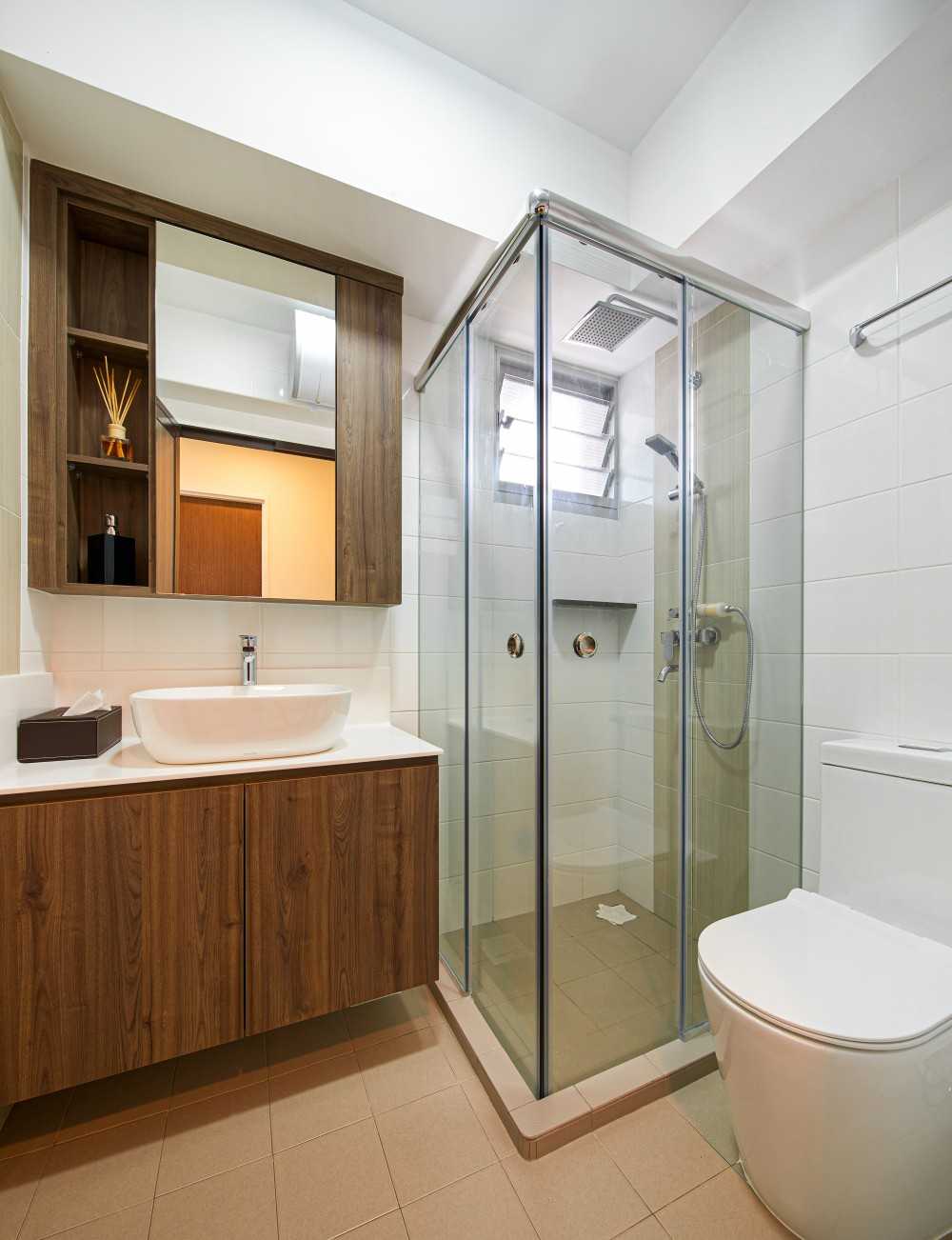 Scandinavian Bathroom with Mirror and Vanity Counter