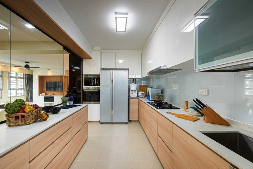 Scandinavian Kitchen with Countertop and Kitchen Backsplash