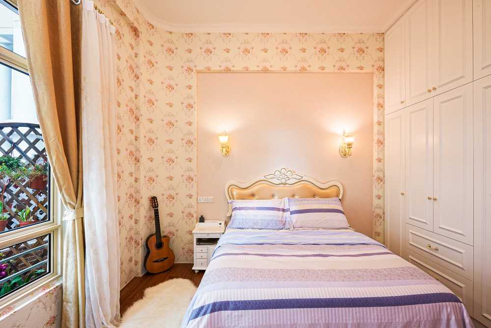 Vintage Bedroom with Feature Wall and Wardrobe