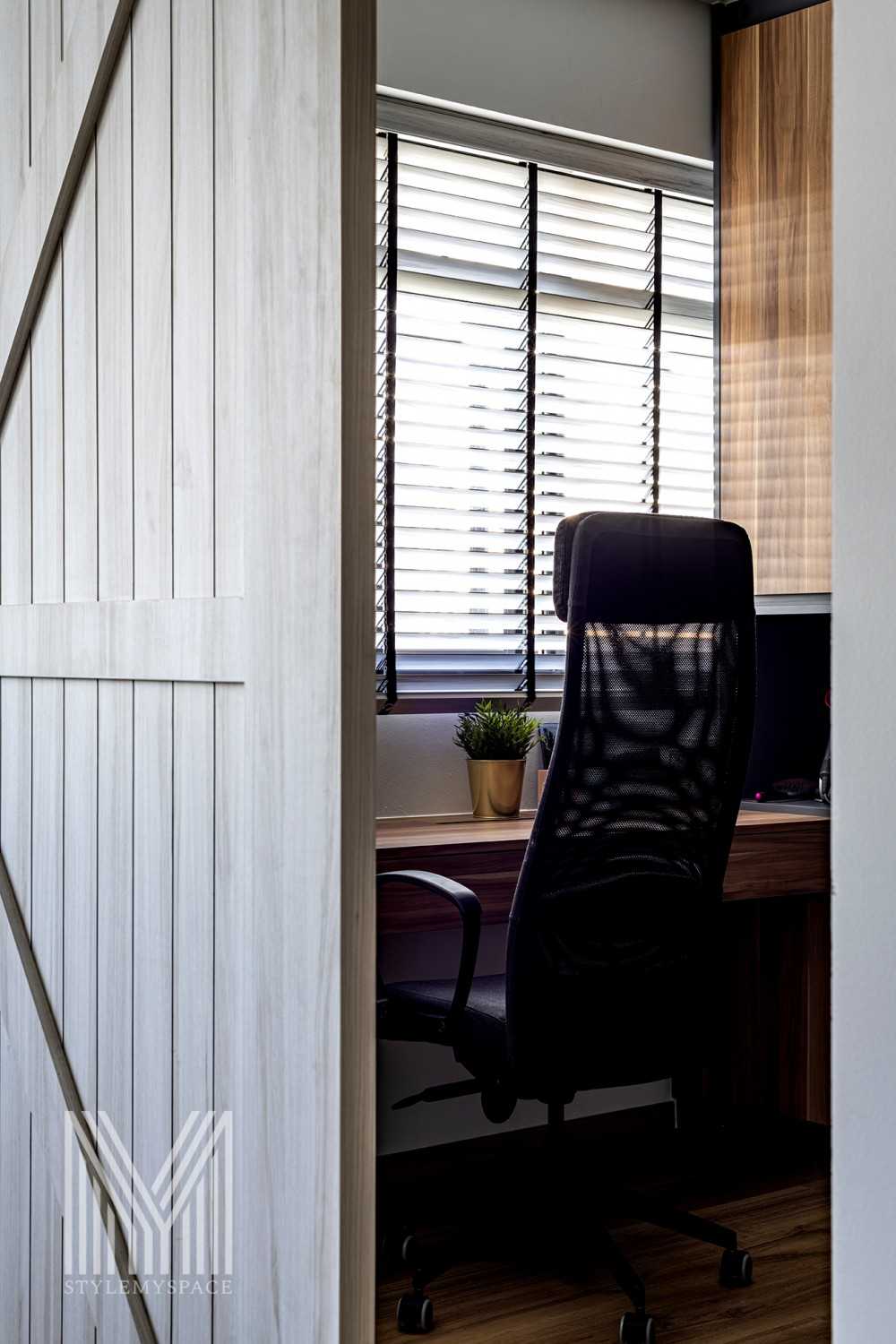 Modern Home Office