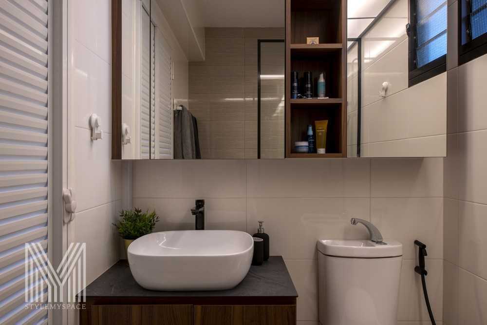 Modern Bathroom
