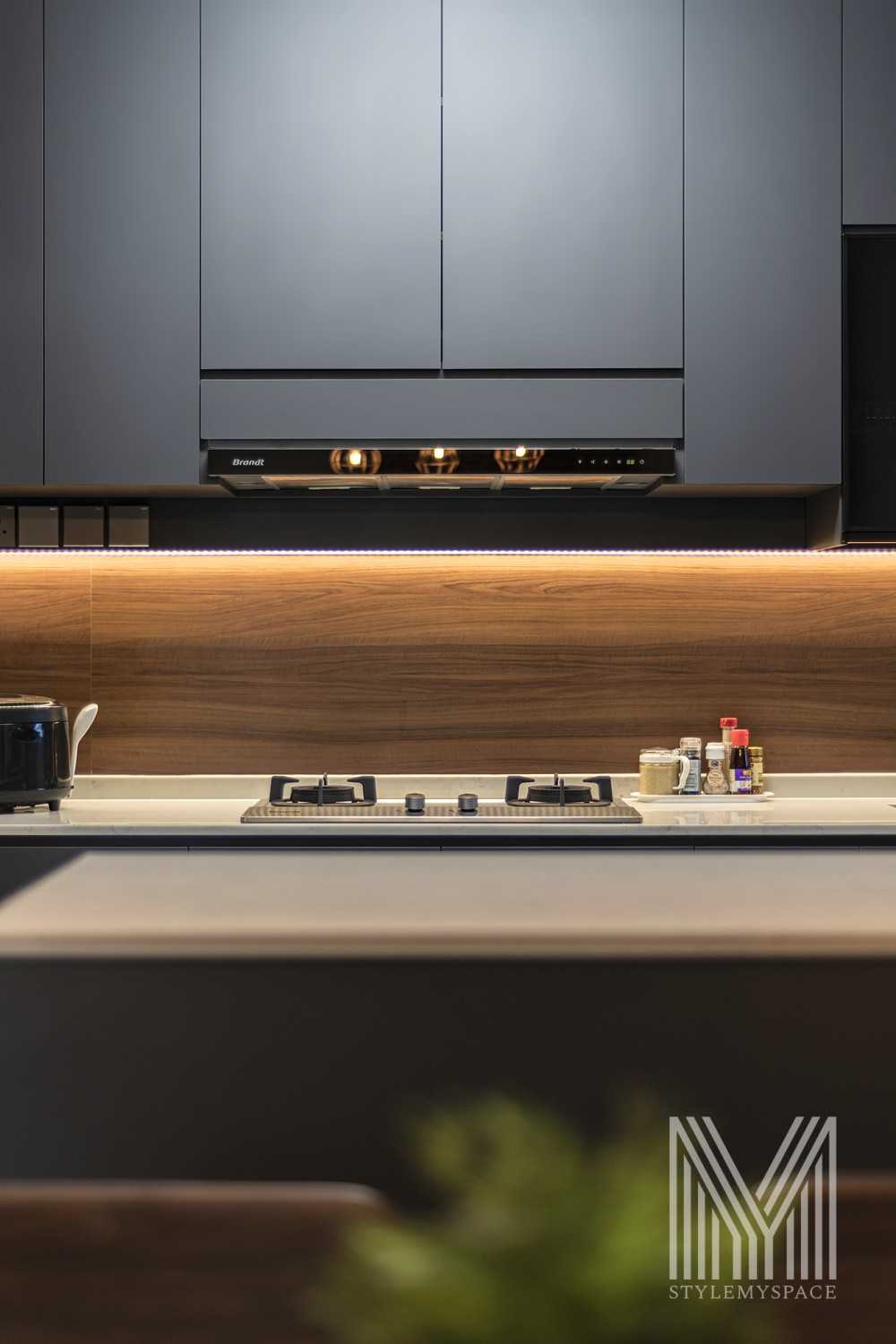 Modern Kitchen