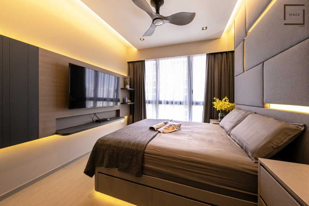 Contemporary Bedroom with Bookshelf and Sliding Wardrobe