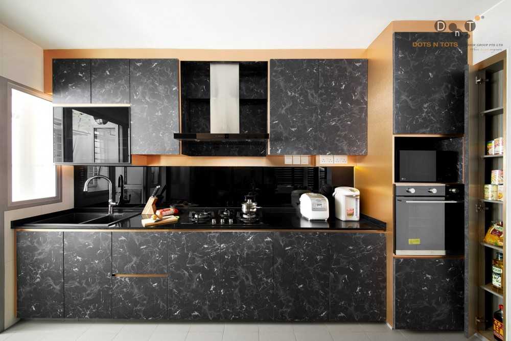 Modern Kitchen with Kitchen Window and Open Kitchen