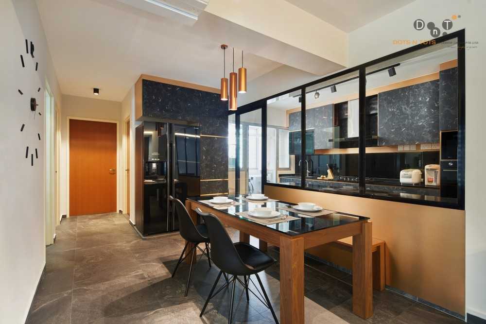 Modern Dining Room with Drop Light and Dining Table