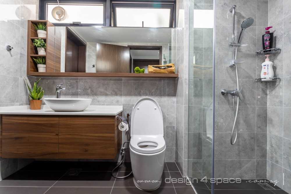 Contemporary Bathroom with Shower Screen and Bathroom Storage