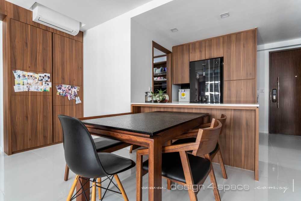 Contemporary Kitchen with Kitchen Island and Drop Ceiling