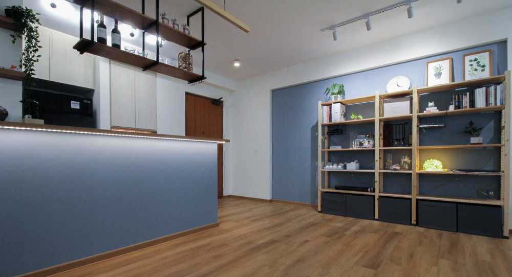 Scandinavian Dining Room with Ceiling Light and Lighting