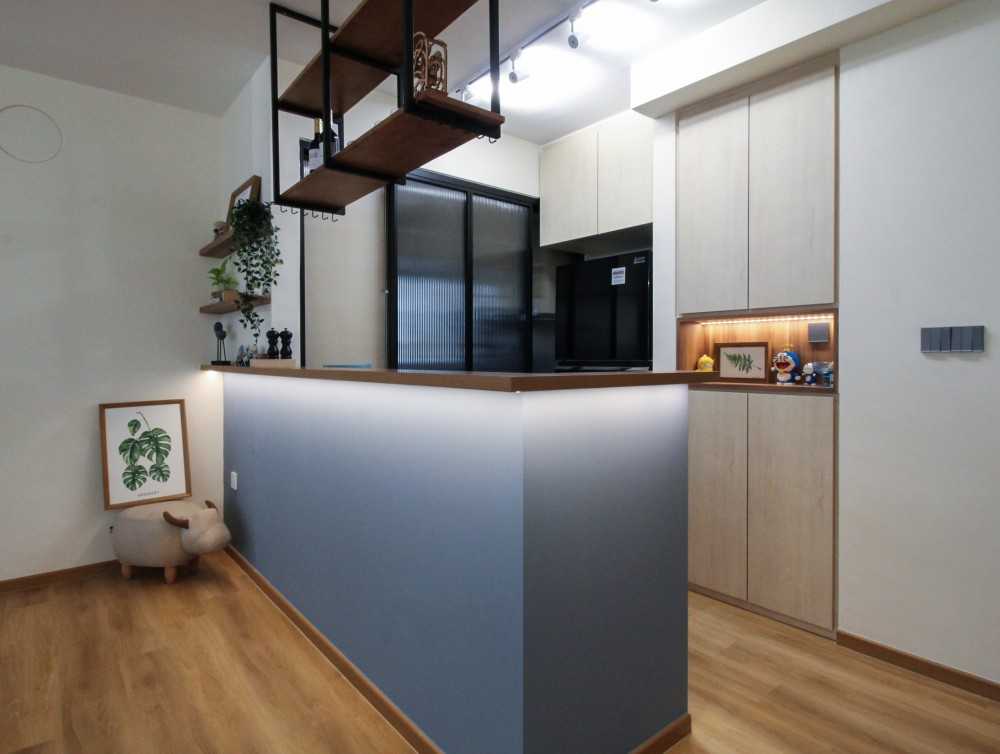 Scandinavian Kitchen with Countertop and Vinyl Flooring