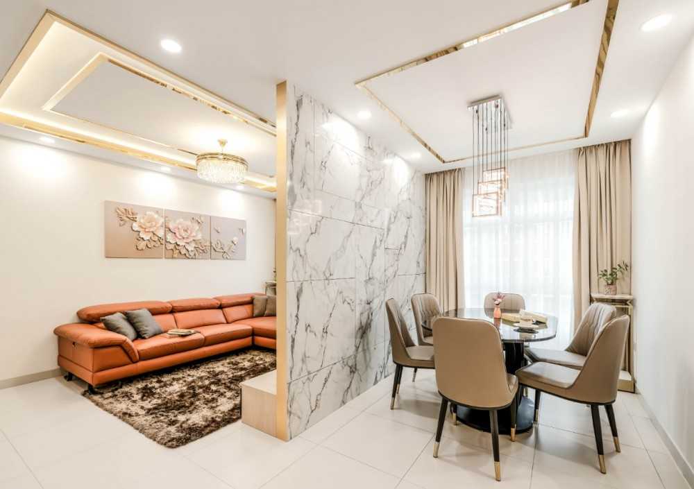 Modern Dining Room with Drop Light and Chandelier