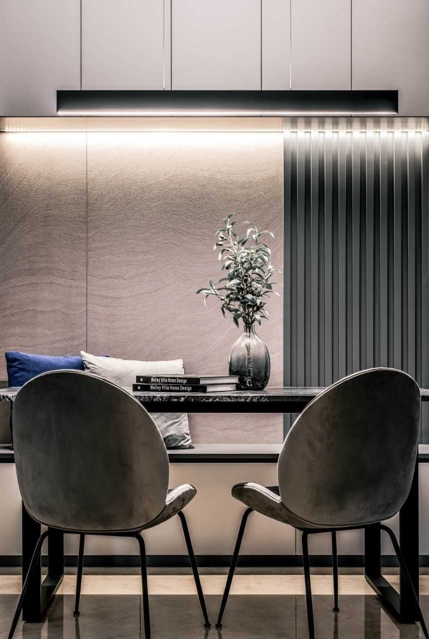 Contemporary Living Room with Curtain and Desk Chairs