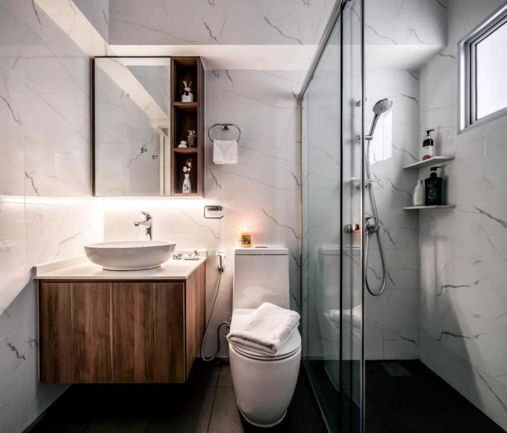 Vintage Bathroom with Mirror and Vanity Counter