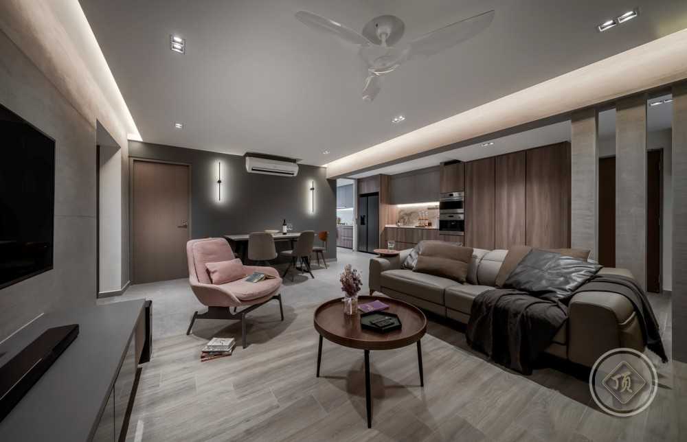 Modern Dining Room with Drop Light and Ceiling Light