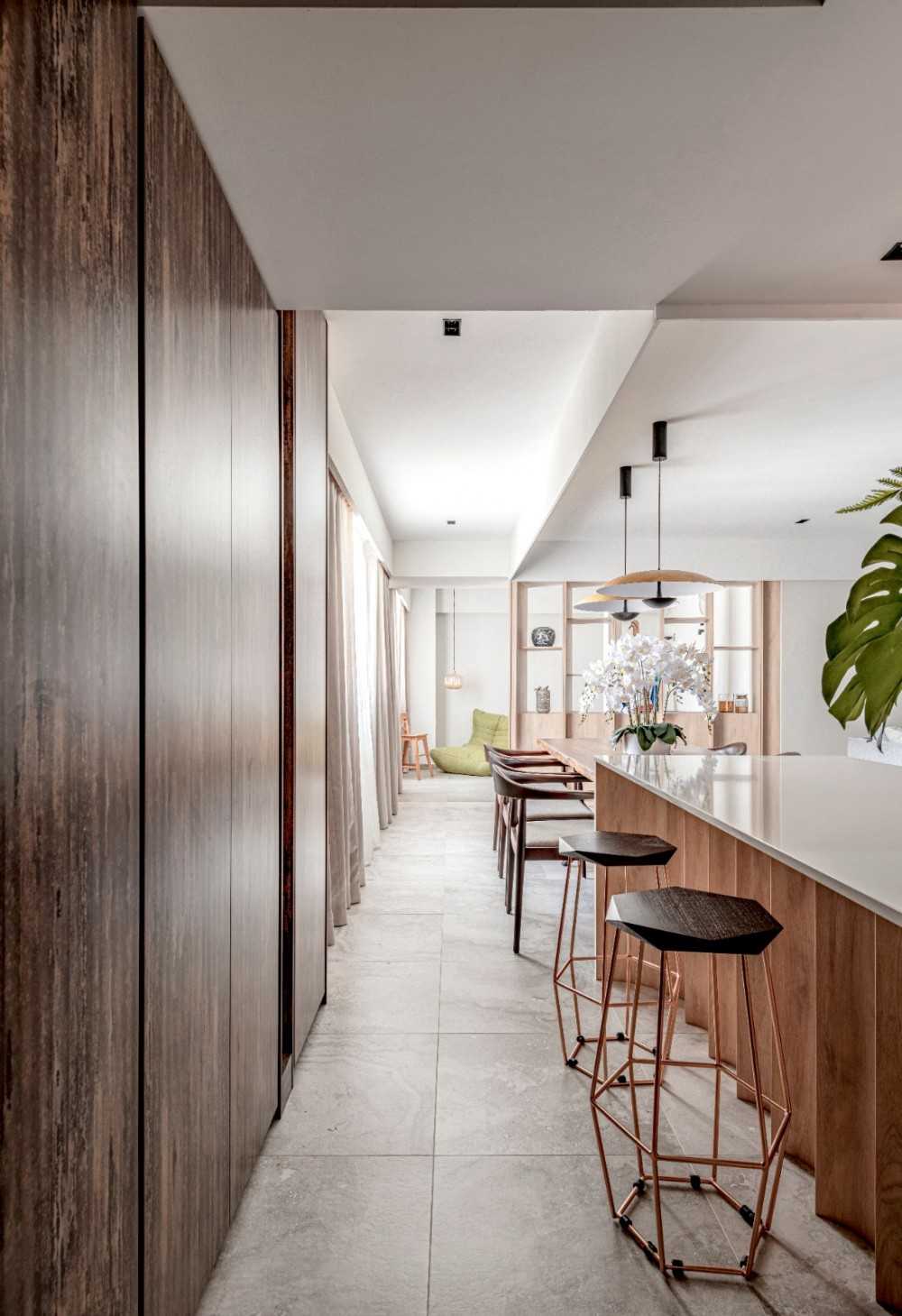 Contemporary Dining Room with Drop Light and Cove Lighting