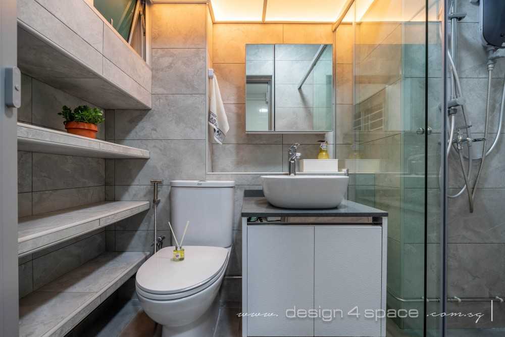 Contemporary Bathroom with Homogeneous Tiles and Mirror