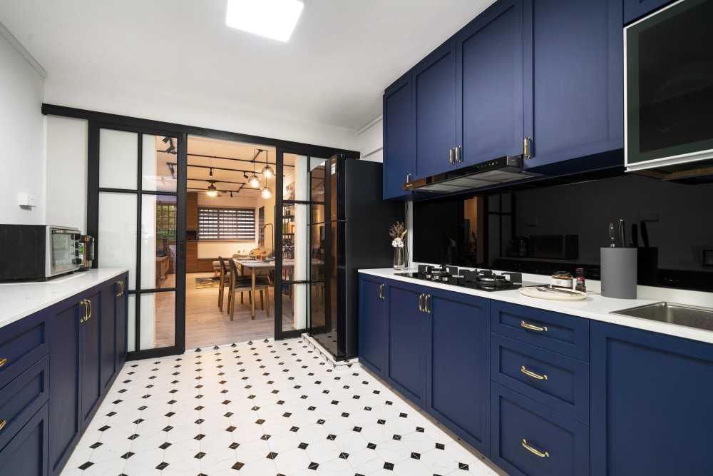 Minimalist Kitchen with Countertop and Glass Door