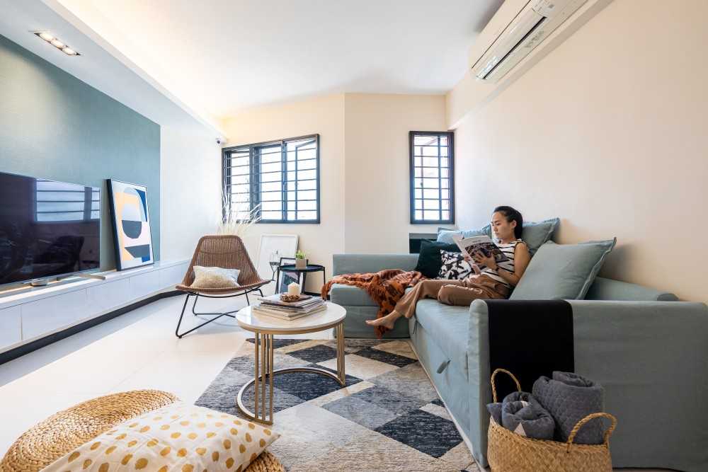 Modern Living Room with Homogeneous Tiles and Feature Wall