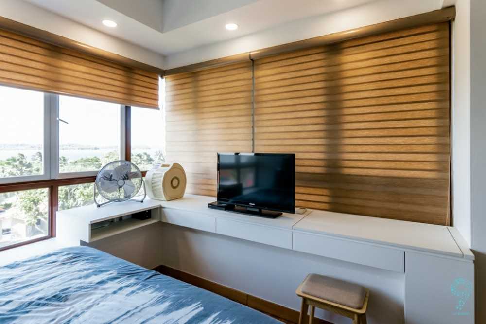 Modern Bedroom with Window Seat and Roller Blinds
