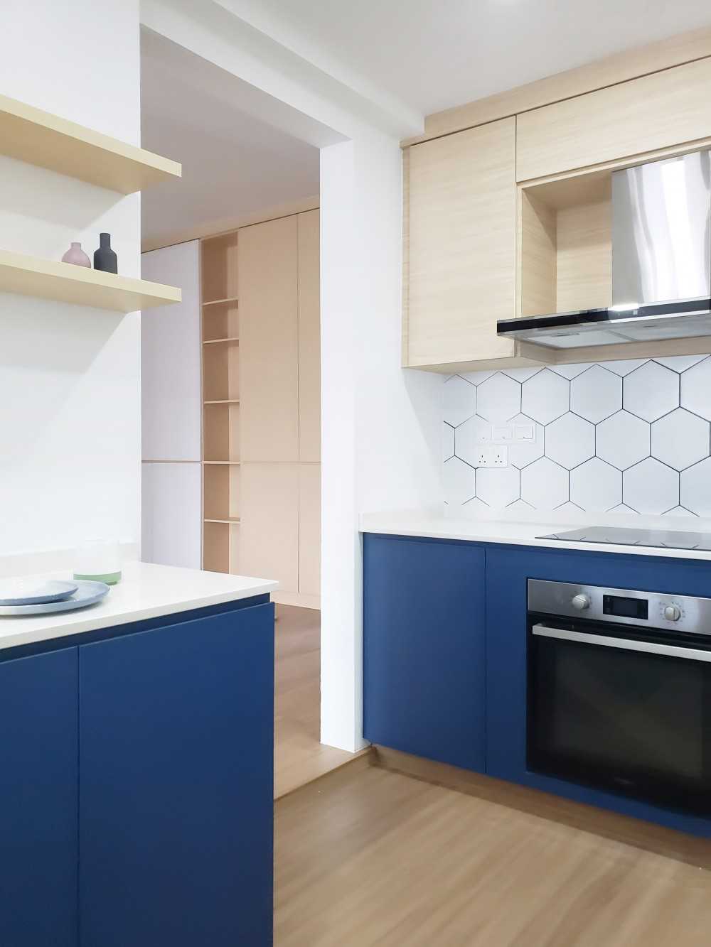 Modern Kitchen with Countertop and Vinyl Flooring