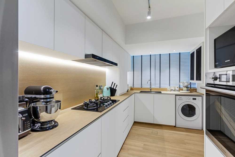Minimalist Kitchen with Countertop and Vinyl Flooring