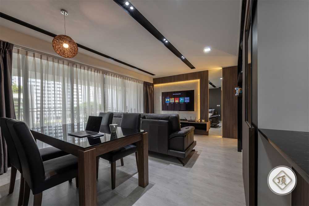 Contemporary Dining Room with Drop Light and Dining Table