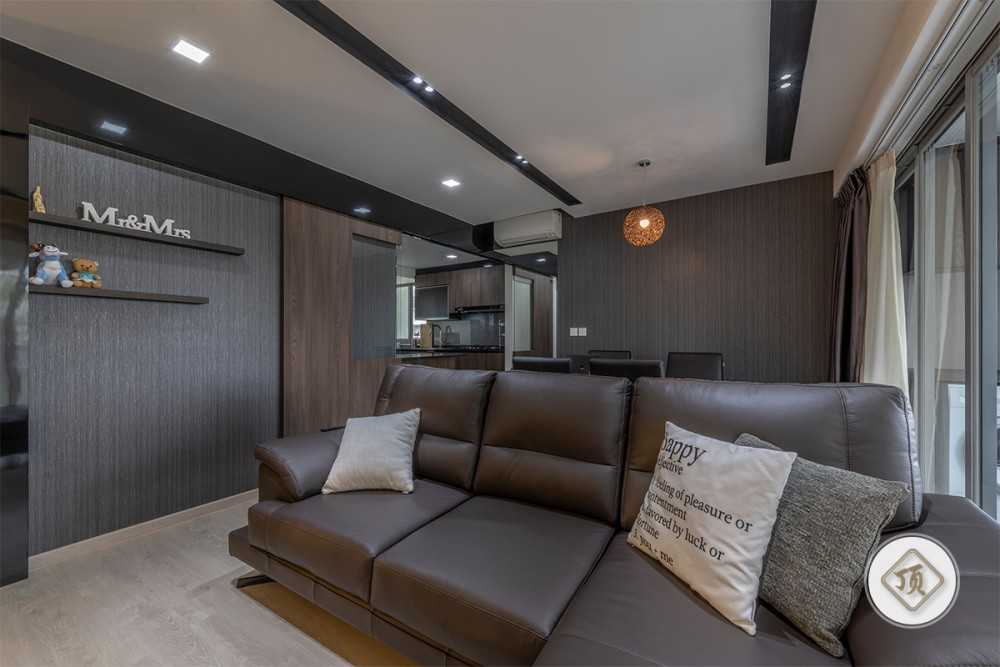 Contemporary Living Room with Drop Light and Sofa