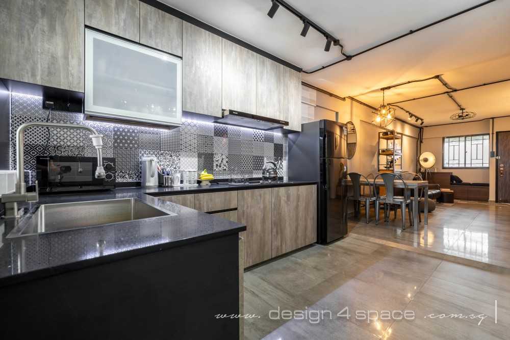 Industrial Kitchen with Homogeneous Tiles and Open Kitchen