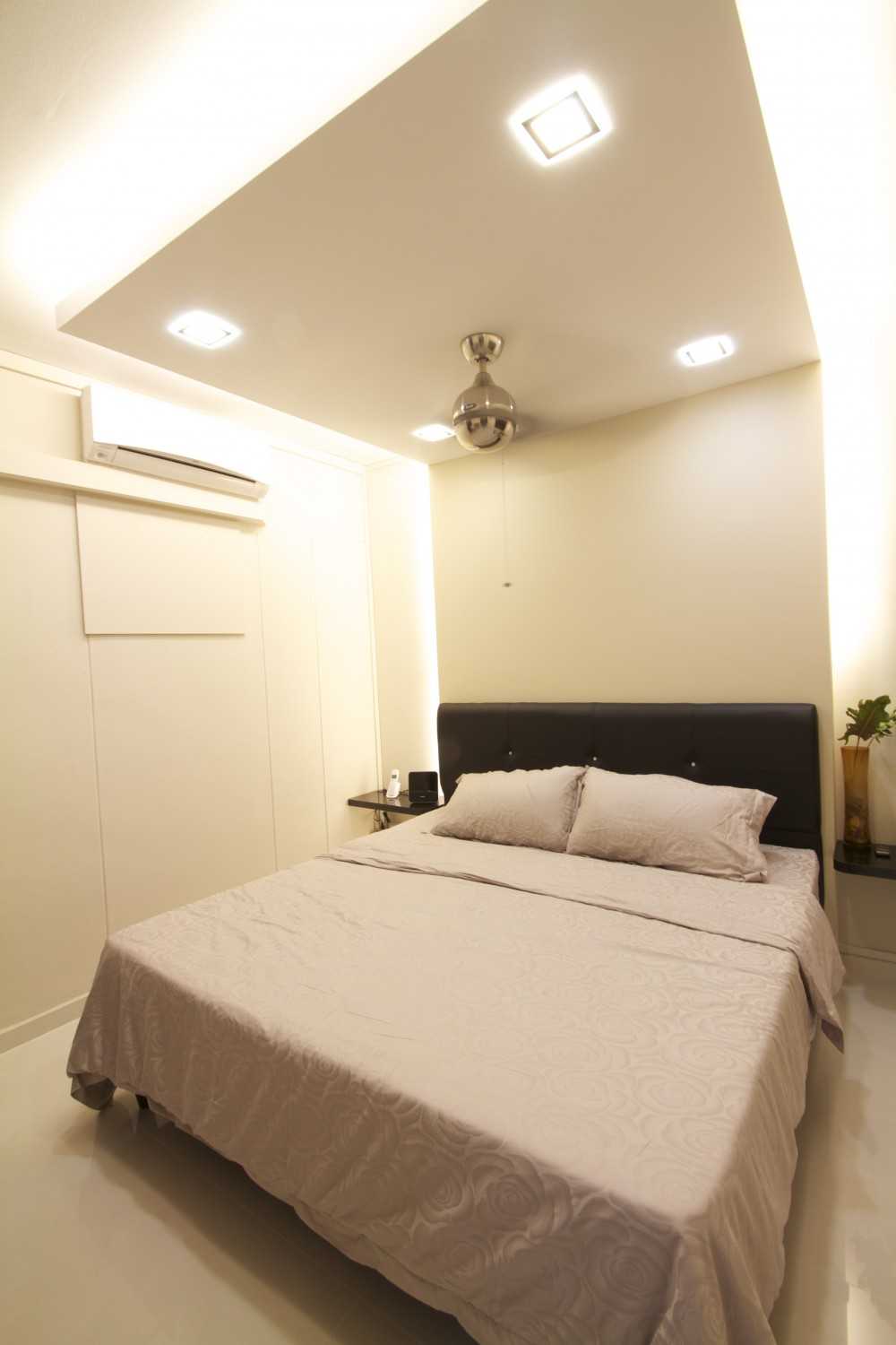 Modern Bedroom with Platform Bed and Cove Lighting