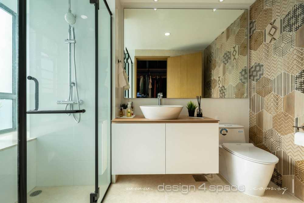Modern Bathroom with Homogeneous Tiles and Mirror
