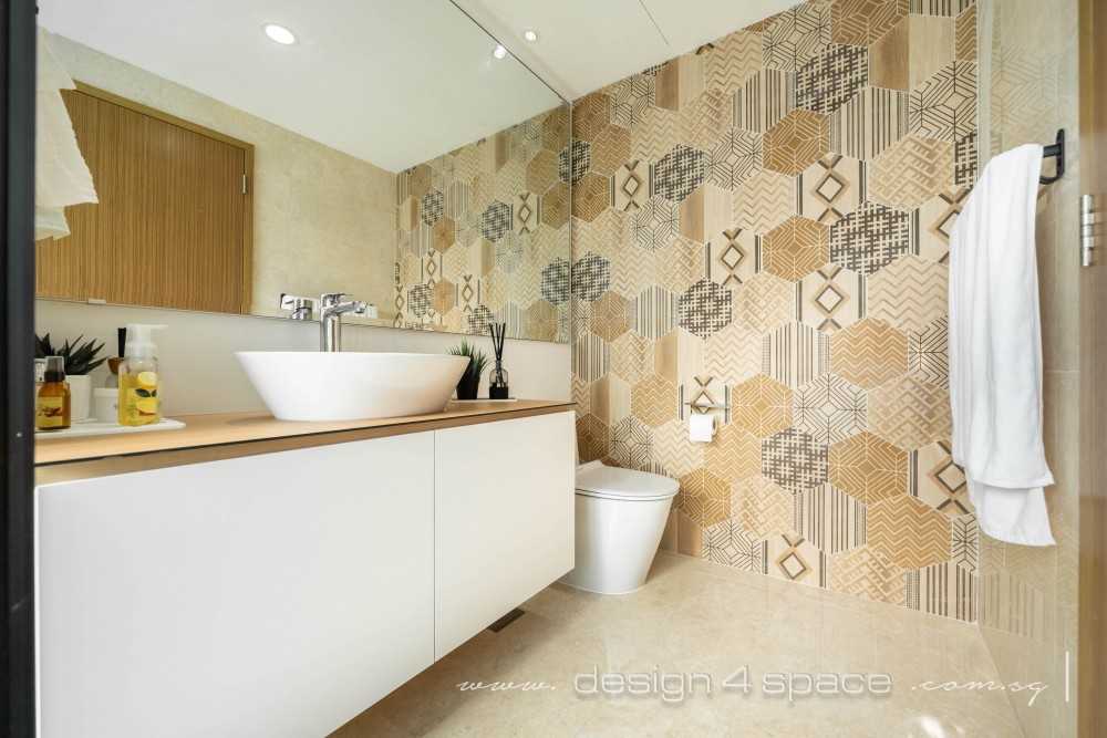 Modern Bathroom with Homogeneous Tiles and Mirror