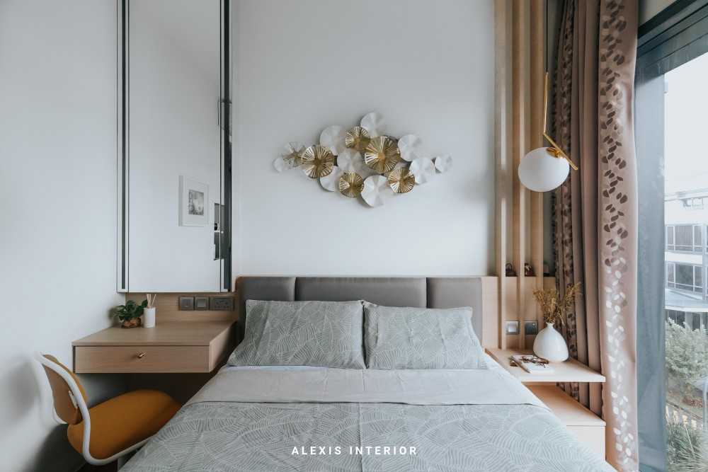 Contemporary Bedroom with Feature Wall and Mirror