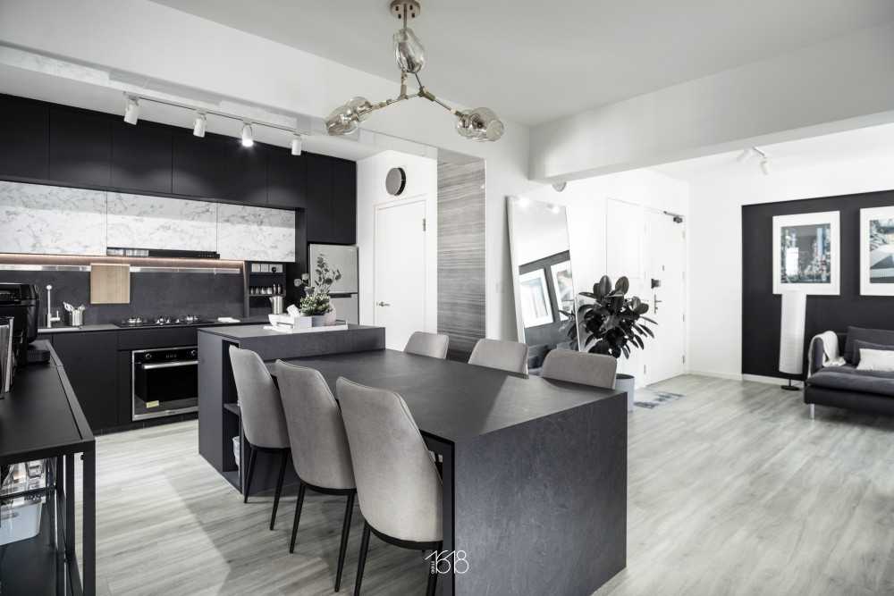 Minimalist Dining Room with Countertop and Vinyl Flooring