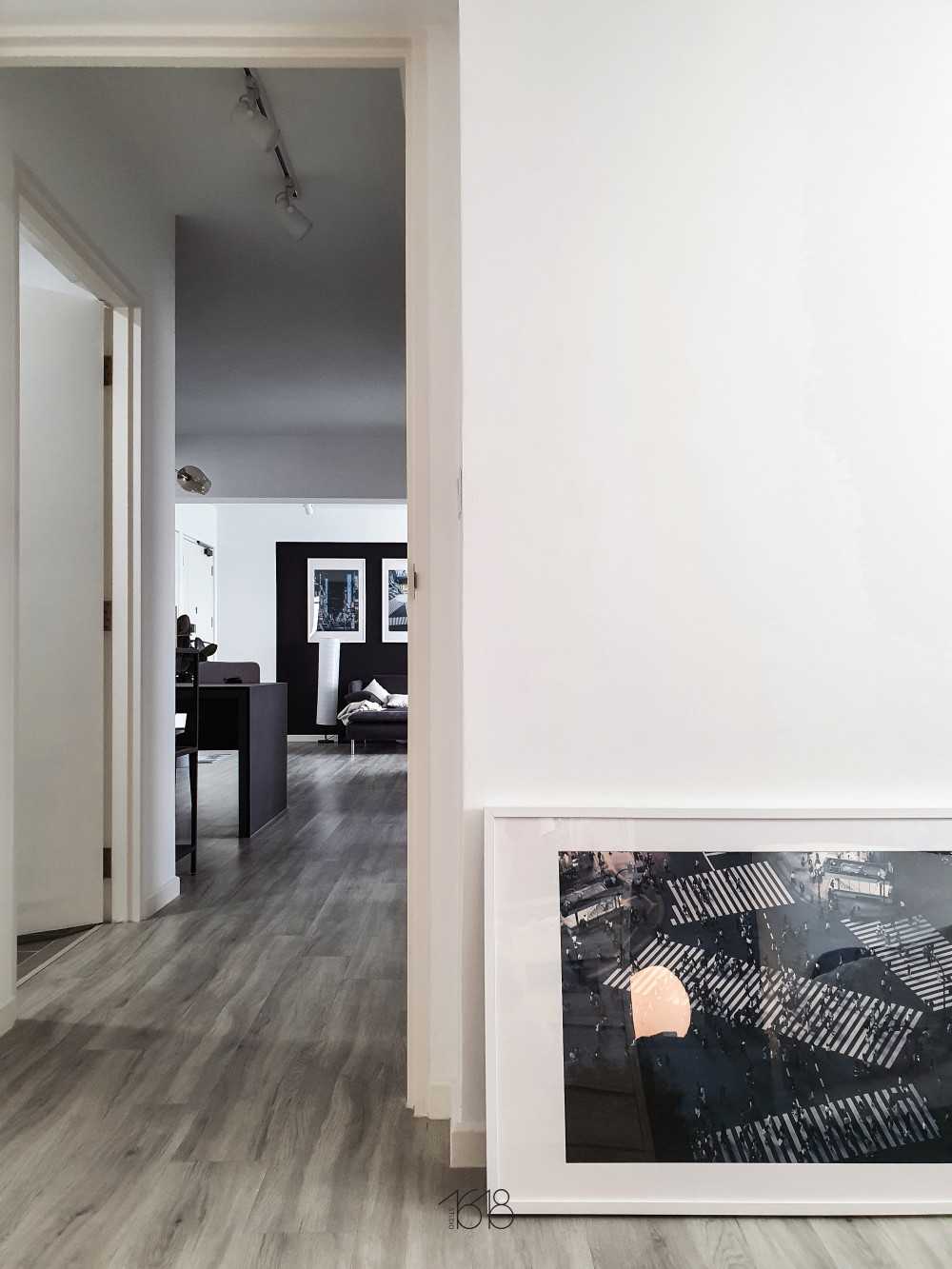 Minimalist Bedroom with Vinyl Flooring and Flooring
