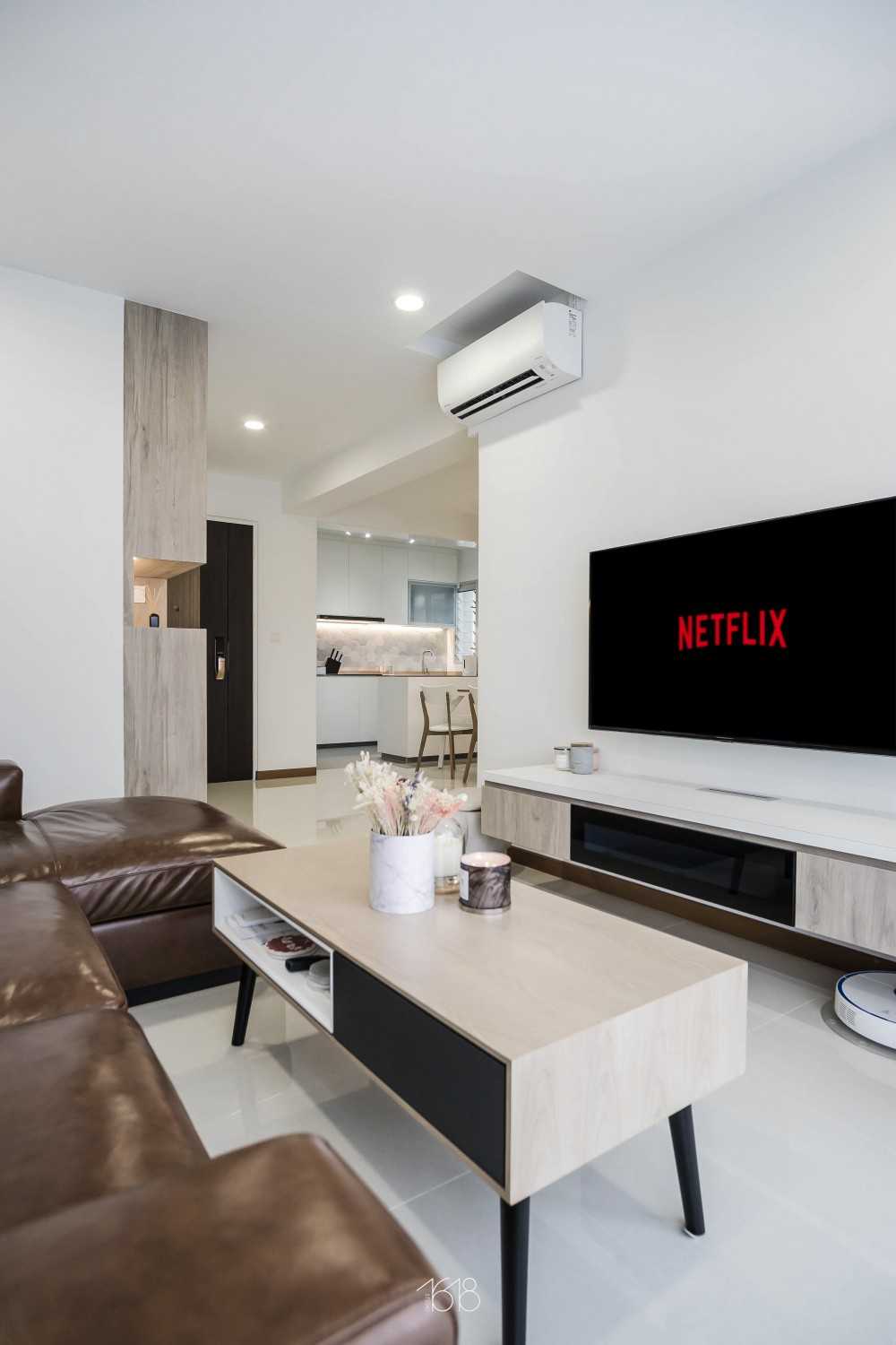 Scandinavian Living Room with Homogeneous Tiles and TV Console