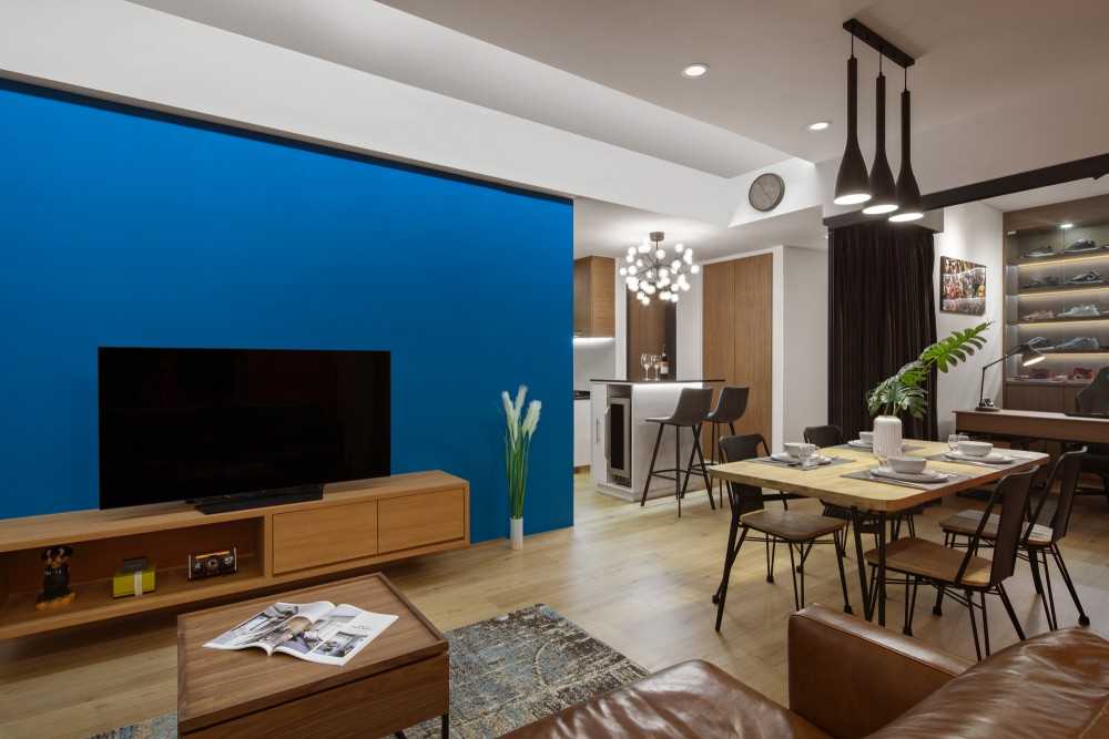 Contemporary Living Room with Cove Lighting and Ceiling Light