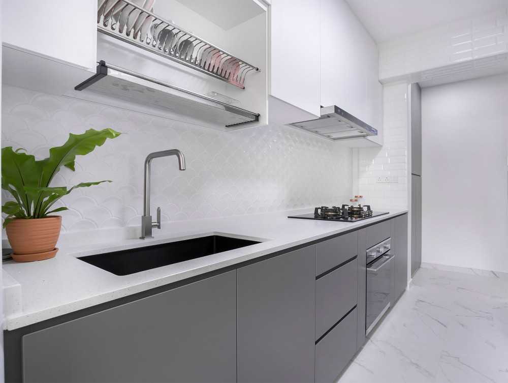 Modern Kitchen with Countertop and Marble Floor
