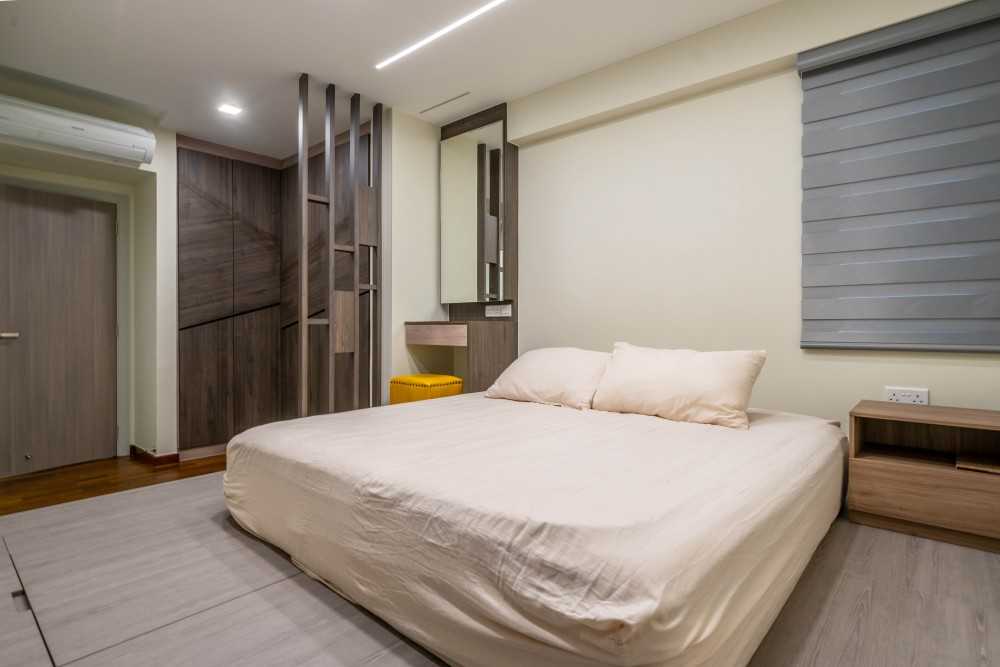 Contemporary Bedroom with Platform Bed and Flooring