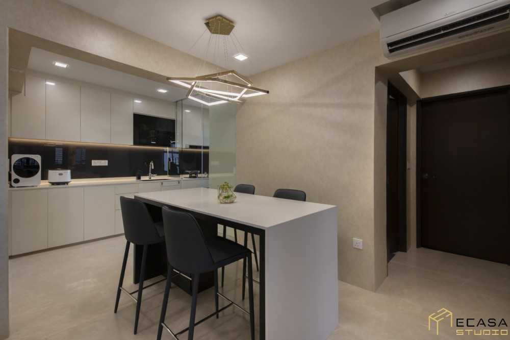 Modern Dining Room with Dining Table and Dining Chairs