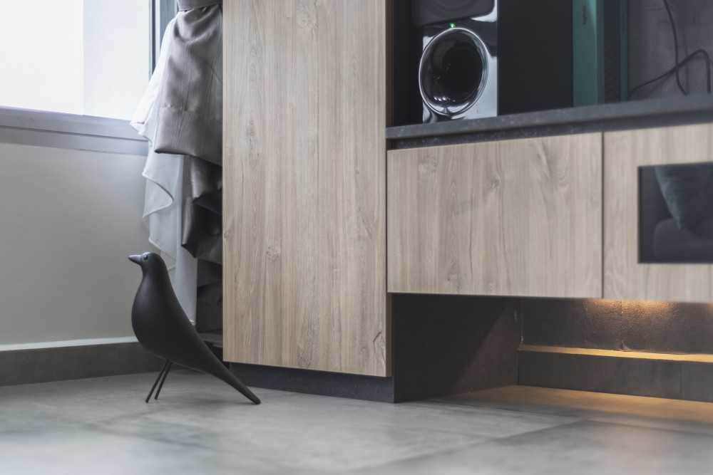 Industrial Living Room with Homogeneous Tiles and Cement Floor