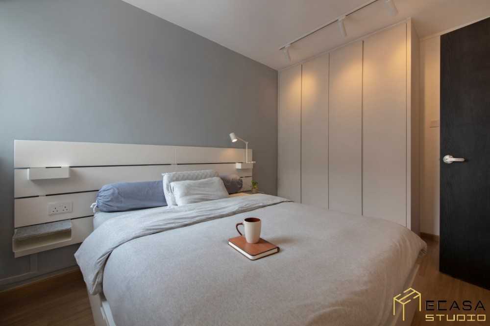 Modern Bedroom with Day Bed and Bed
