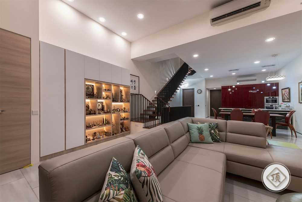 Contemporary Living Room with Sofa and Sofa Beds
