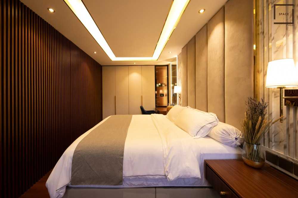 Modern Bedroom with Cove Lighting and Ceiling Light